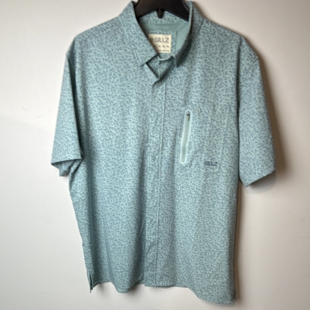 GILLZ Men's Light Blue Fish Pattern Polo Shirt L Zipper Pocket Button Breathable - Picture 1 of 8